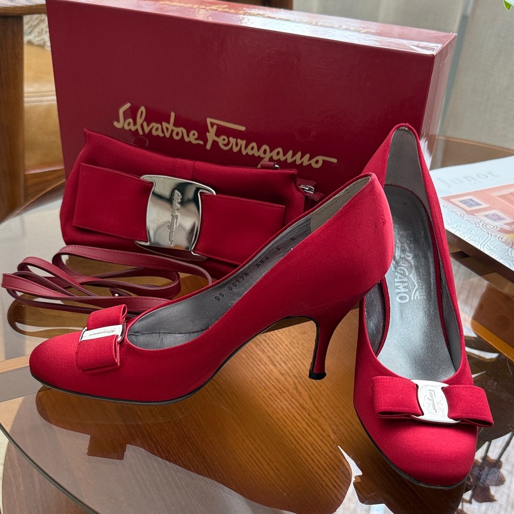 Salvatore Ferragamo Red Heels with Bow Accent and matching clutch purse